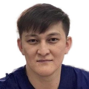 Даньяров Рустам Рафаилович Инструктор лфк